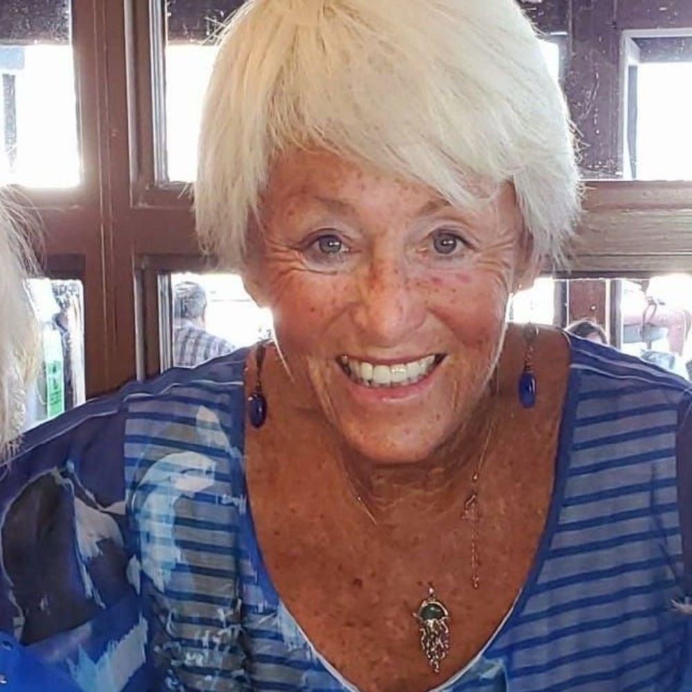 Meet your Posher, Connie